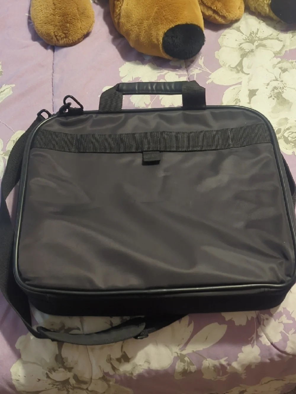 Targus Black and Gray Laptop Messenger Bag with Adjustable Strap